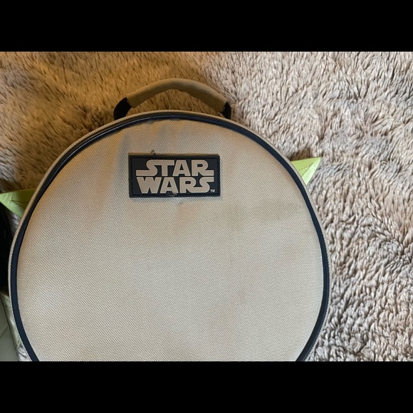 Baby Yoda Backpack and Matching Lunch Bag - Picture 9 of 11